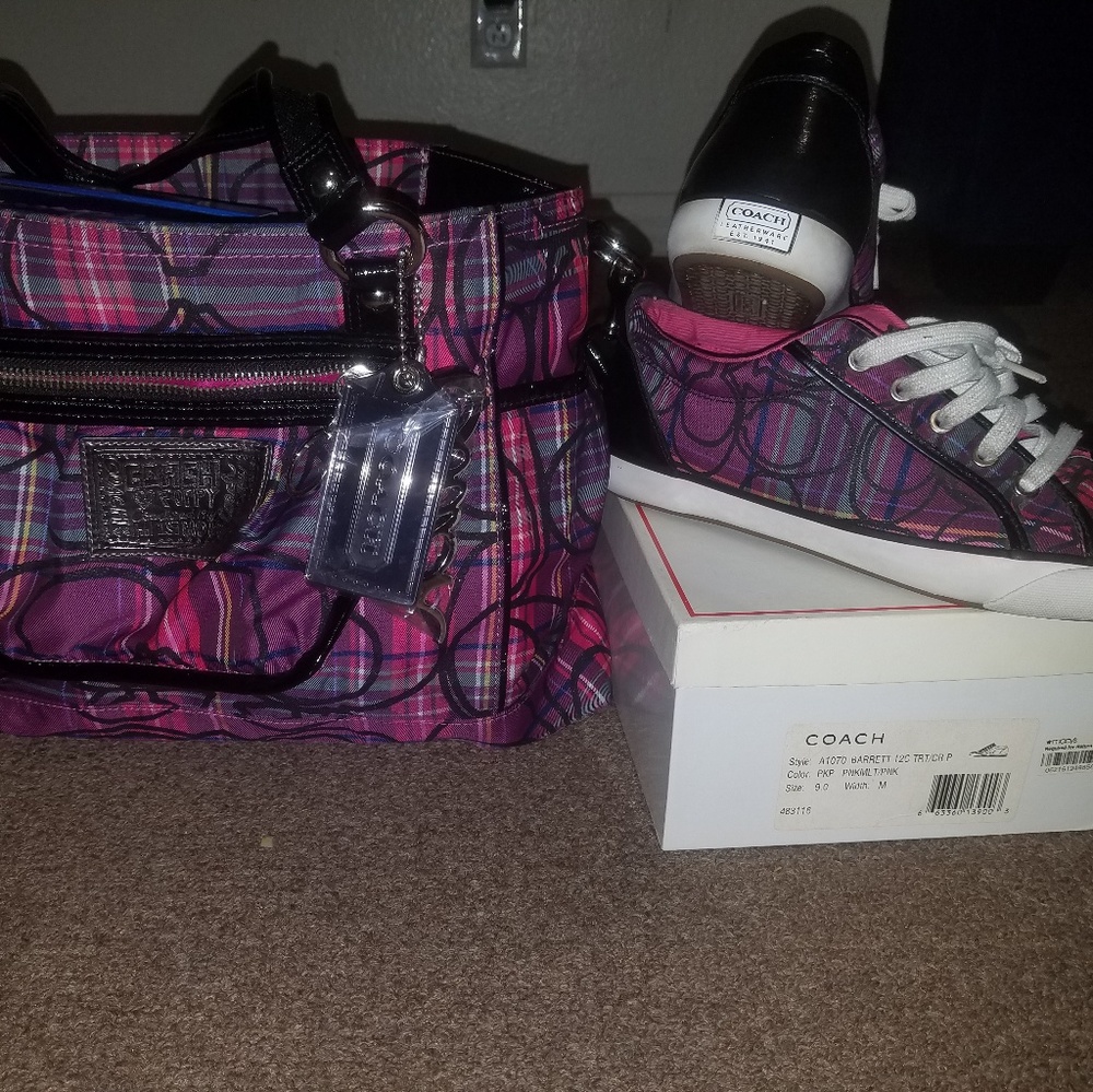 Coach purse and shoes size 9